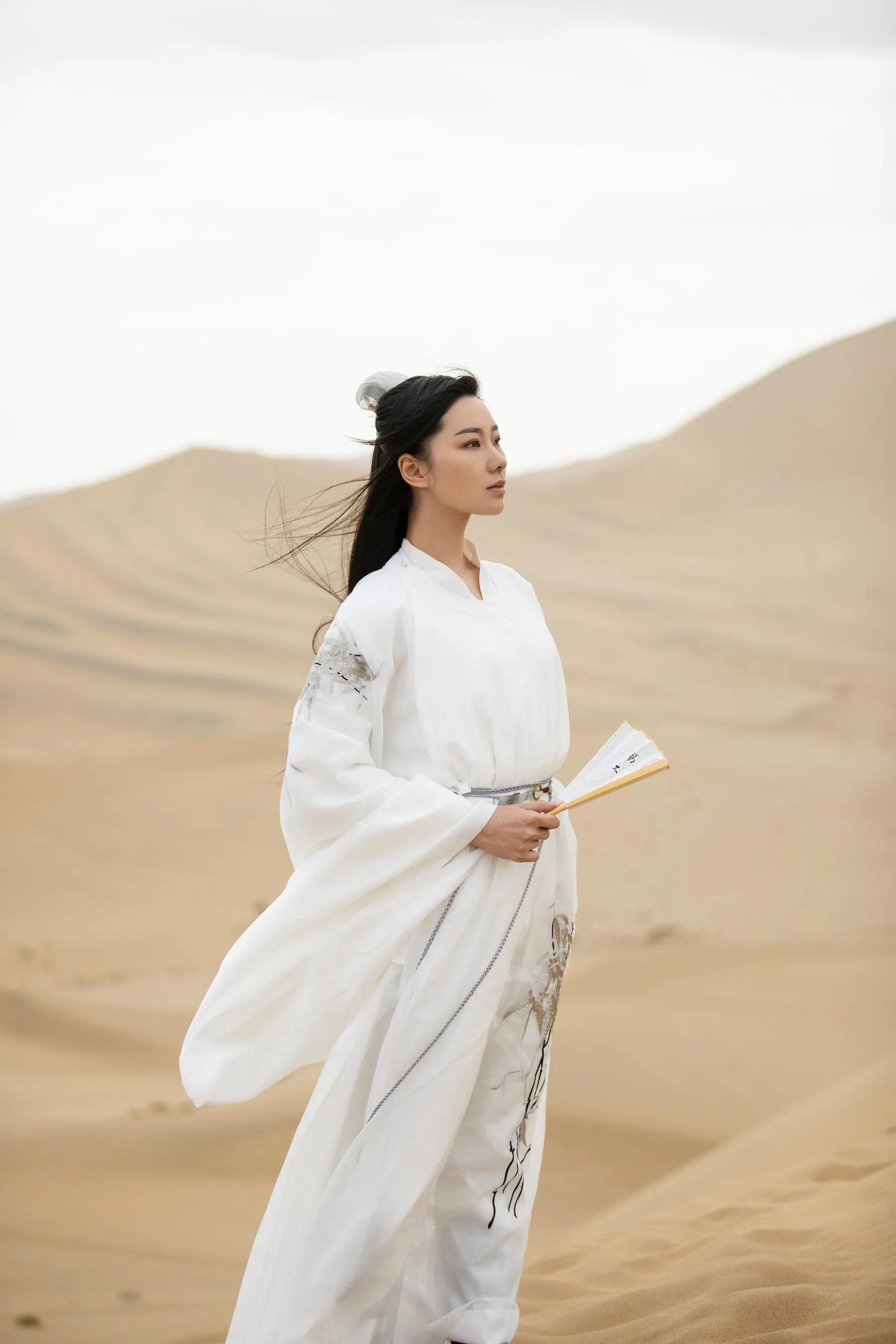 [YITUYU艺图语]2022.09.08 大漠风起 木景抒 [24P]插图6
